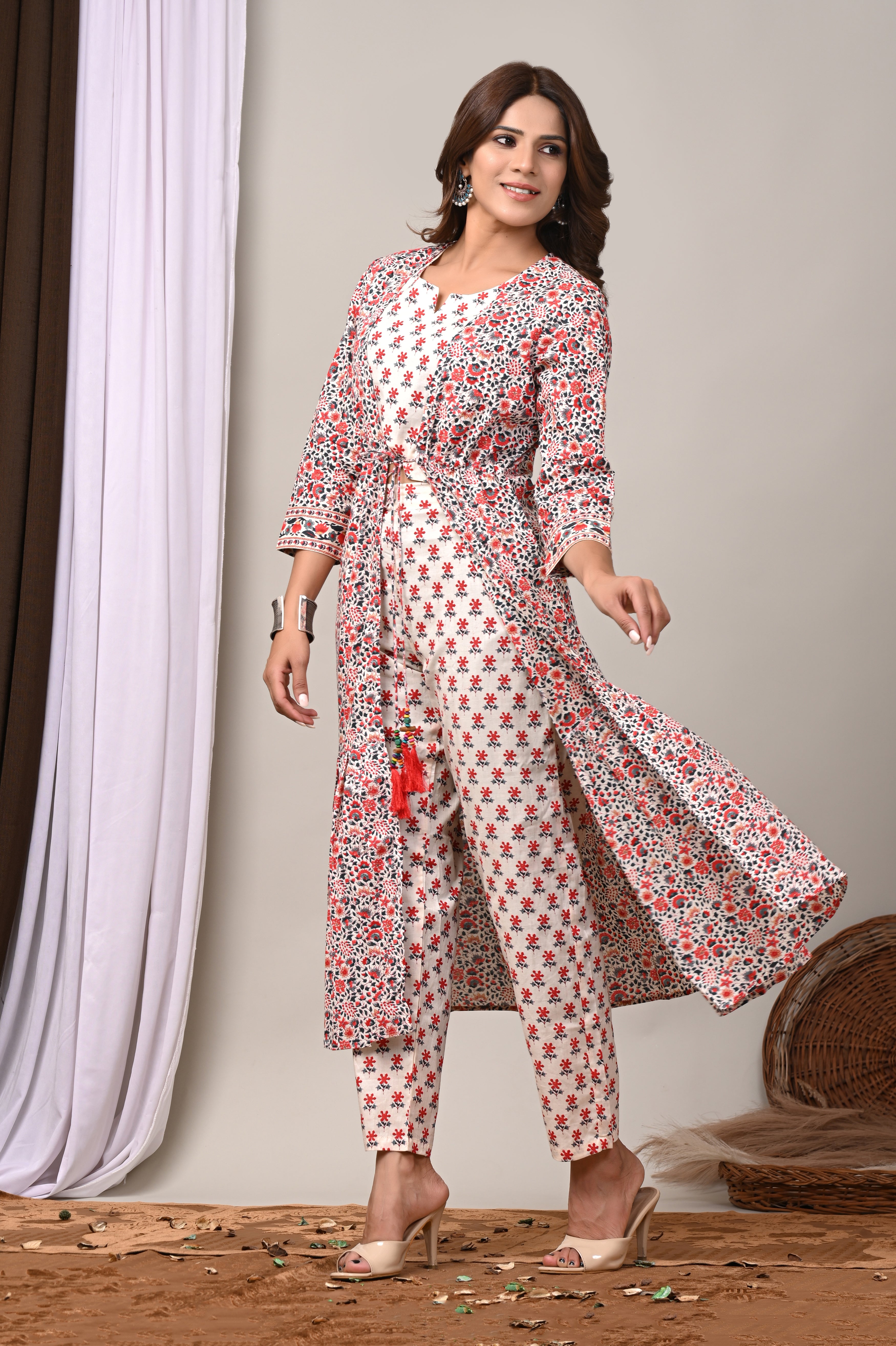Scarlet Bloom Cotton Shrug & Pant Set