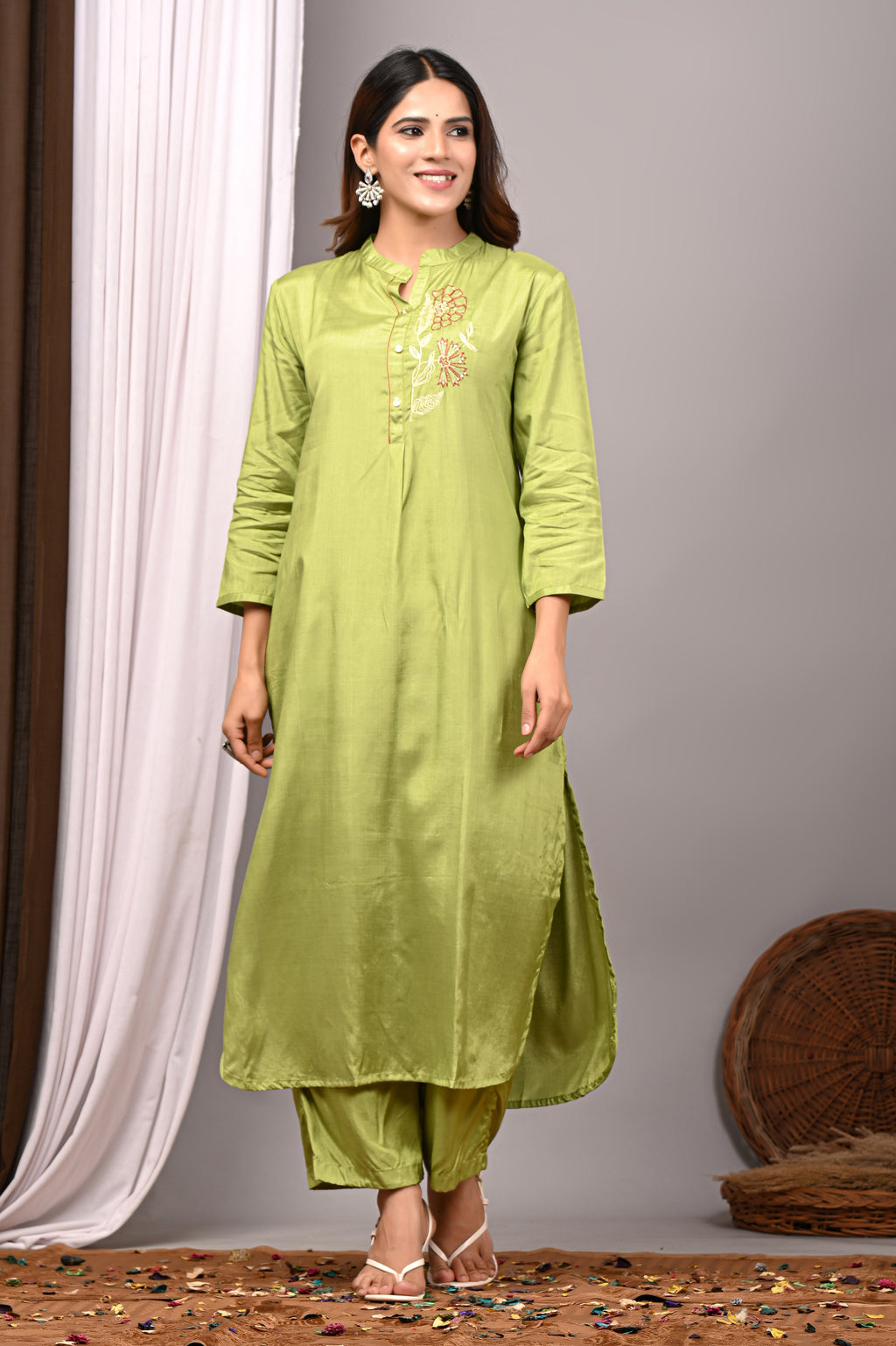 Olive Glaze Hand-Embroidered Modal Silk Luxury Set