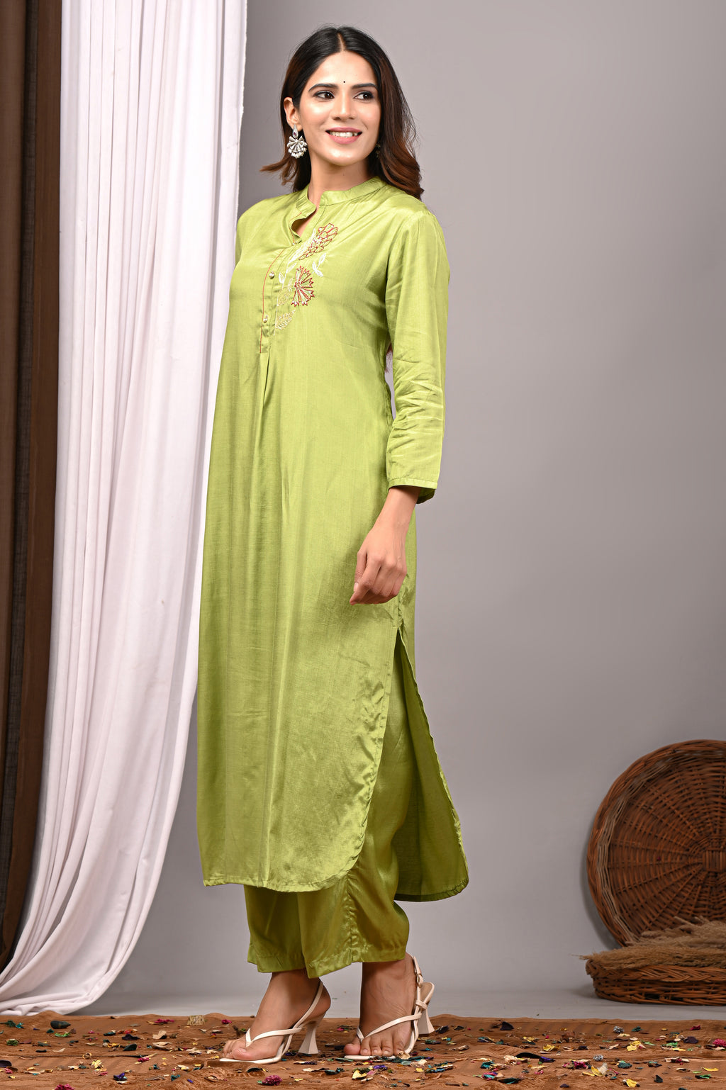 Olive Glaze Hand-Embroidered Modal Silk Luxury Set