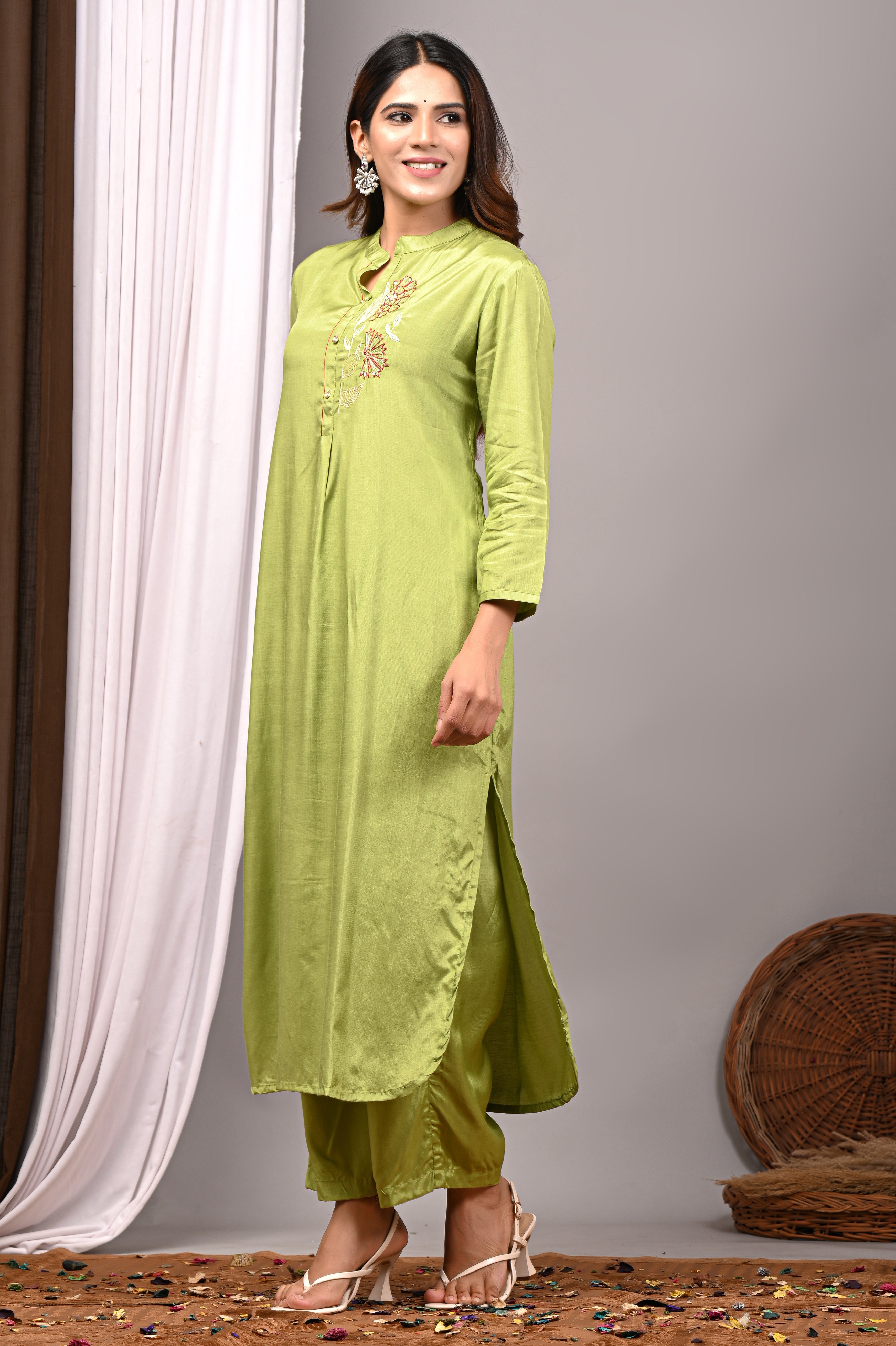 Olive Glaze Hand-Embroidered Modal Silk Luxury Set